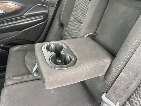 Used 2018 GMC Terrain SLE image 37