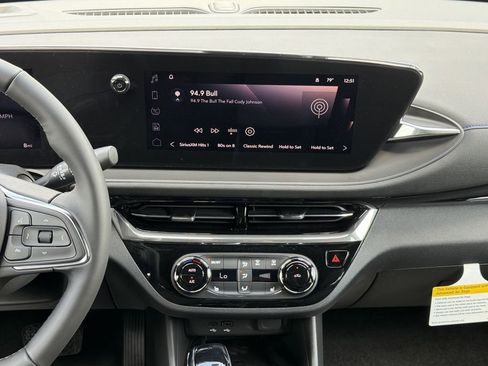 New 2026 Buick Envista Sport Touring image 4