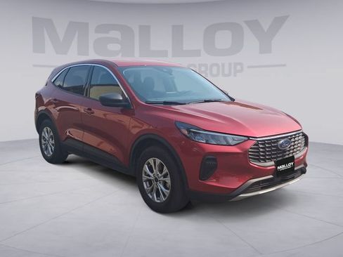 Used 2023 Ford Escape Active AWD/4WD image 7