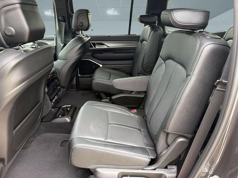 New 2026 Jeep Grand Wagoneer Limited AWD/4WD image 23