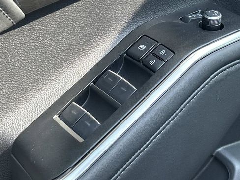 New 2026 Toyota Highlander Limited AWD/4WD image 26