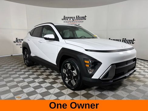Used 2025 Hyundai Kona SEL image 4