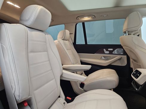 Certified 2025 Mercedes-Benz GLS 580 GLS 580 image 28