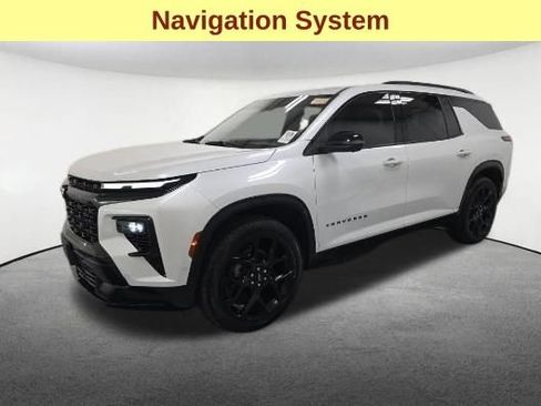 Used 2024 Chevrolet Traverse RS AWD/4WD image 4