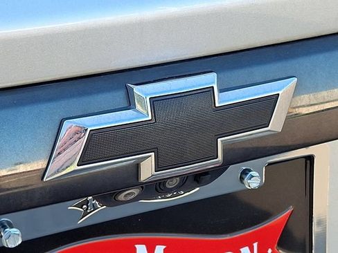 Used 2021 Chevrolet Traverse RS FWD image 27