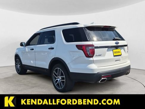 Used 2017 Ford Explorer Sport AWD/4WD image 7