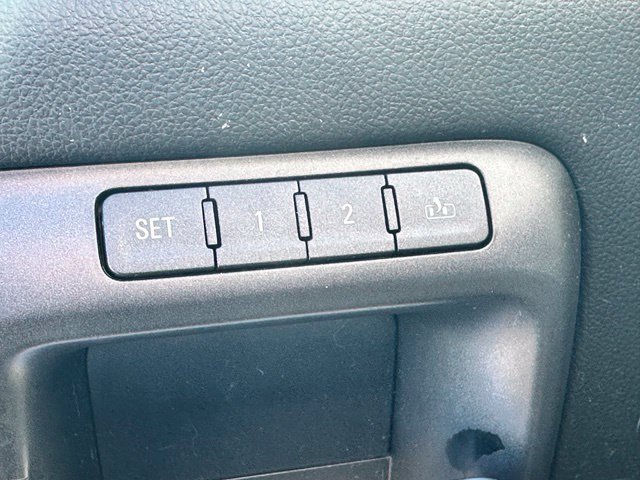 Used 2017 GMC Sierra 1500 Denali w/ Denali Ultimate Package AWD/4WD image 9