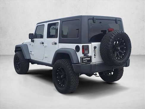 Used 2018 Jeep Wrangler Unlimited Sport w/ Connectivity Group AWD/4WD image 7