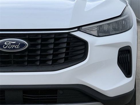 Used 2023 Ford Escape Active image 8