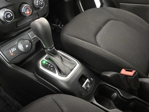 Used 2018 Jeep Renegade Sport w/ Power & Air Group AWD/4WD image 31