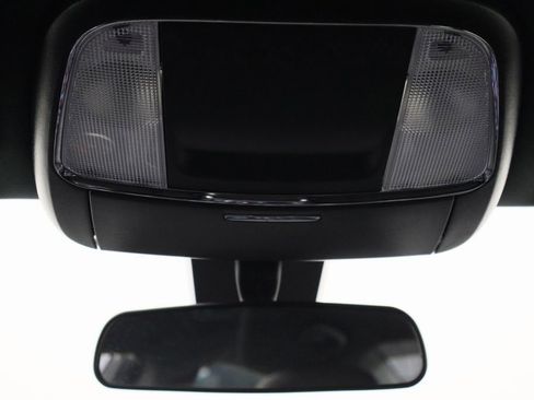 Used 2023 Dodge Charger SXT image 25