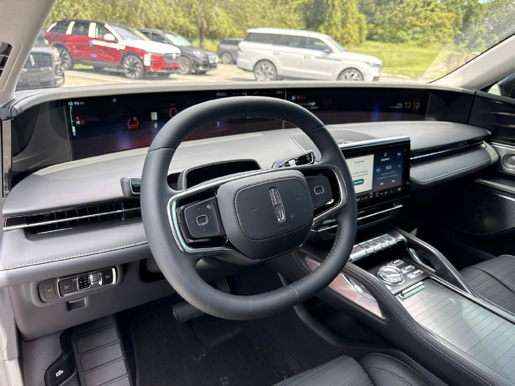 New 2026 Lincoln Nautilus Reserve AWD/4WD image 34
