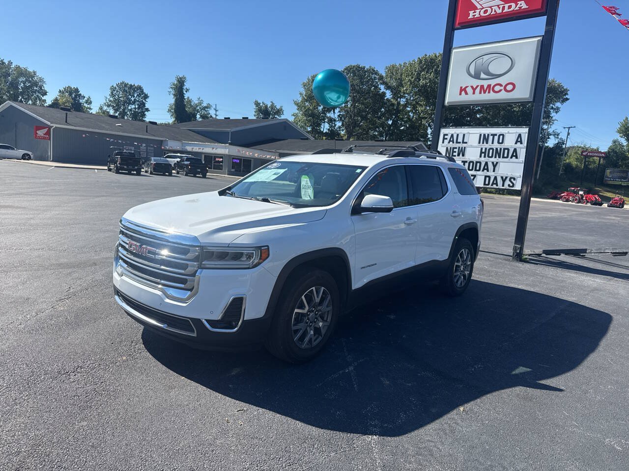 Used 2021 GMC Acadia SLT FWD image 7