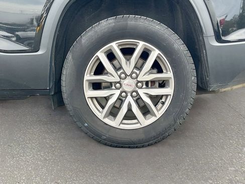Used 2019 GMC Acadia SLE w/ Driver Alert Package I AWD/4WD image 30