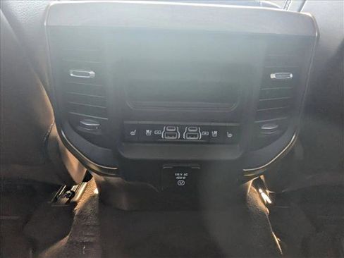 Certified 2025 RAM 1500 Limited image 18