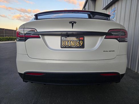 Used 2021 Tesla Model X Performance image 7