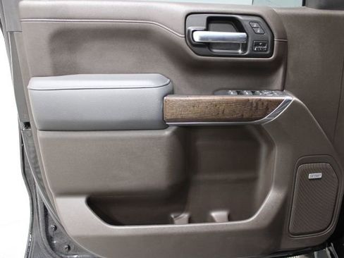 Used 2021 GMC Sierra 1500 Denali w/ Denali Ultimate Package image 19