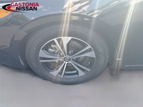 Used 2020 Nissan Sentra SV FWD image 36
