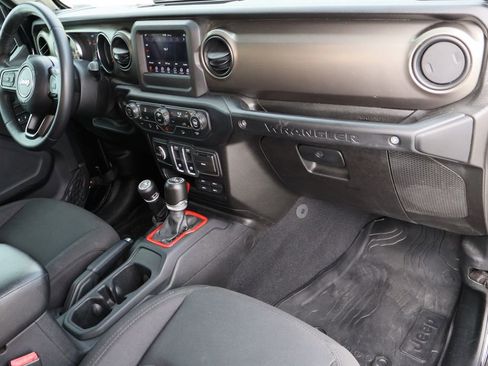 Used 2019 Jeep Wrangler Sport image 25