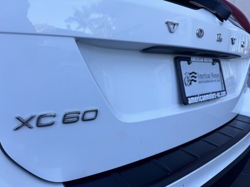 Used 2010 Volvo XC60 T6 AWD/4WD image 15