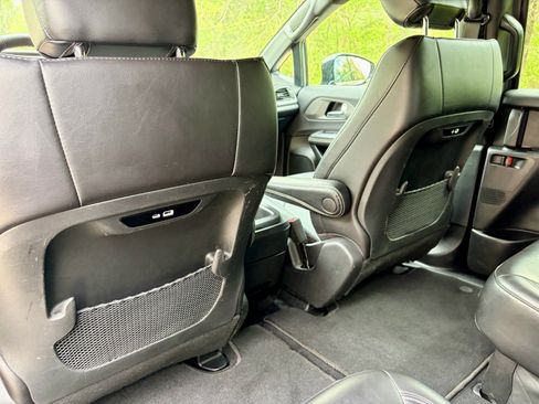 Used 2025 Chrysler Pacifica Select FWD image 22