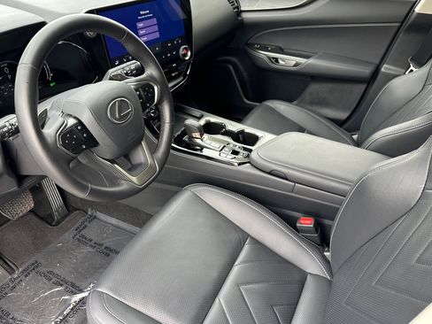 Certified 2025 Lexus NX 450h+ AWD w/ Luxury Package image 11