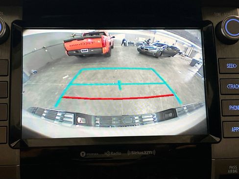 Used 2021 Toyota Tundra SR5 AWD/4WD image 9
