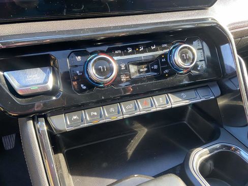 Certified 2023 GMC Sierra 1500 AT4 w/ Technology Package image 16