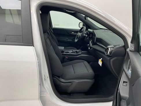New 2026 Chevrolet Equinox LT w/ Safety and Technology Package AWD/4WD image 13