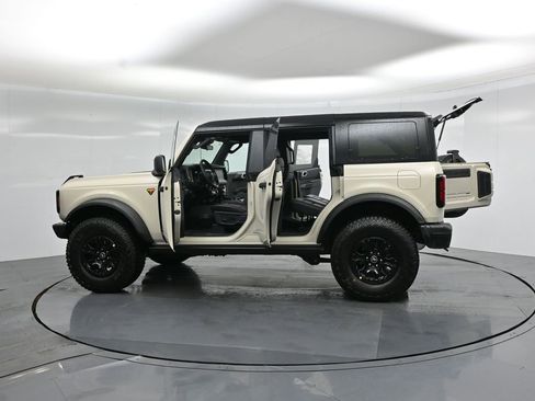 New 2026 Ford Bronco Badlands image 35