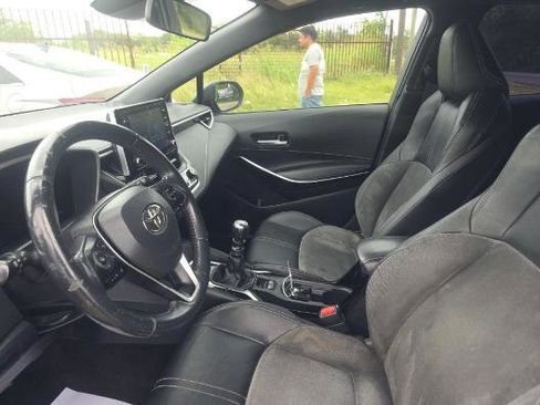 Used 2021 Toyota Corolla XSE FWD image 3