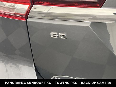 Used 2019 Volkswagen Atlas SE w/ Panoramic Sunroof Package image 32
