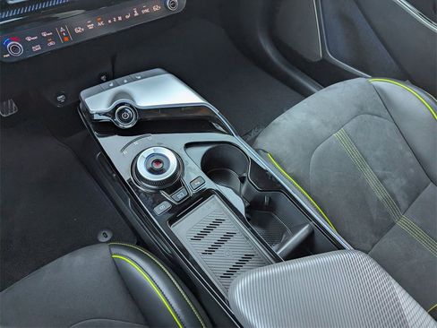 Used 2023 Kia EV6 GT image 30