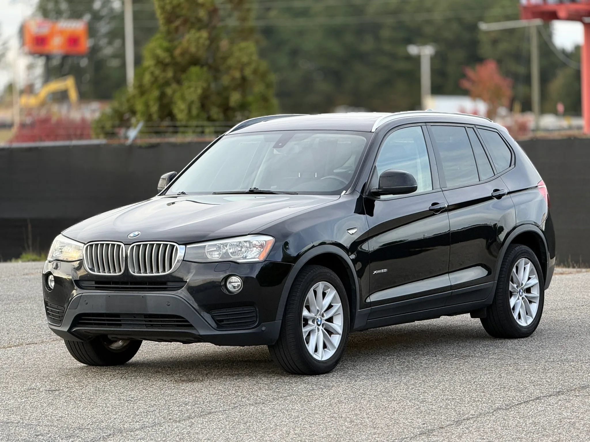 Used 2016 BMW X3 xDrive28i AWD/4WD image 6