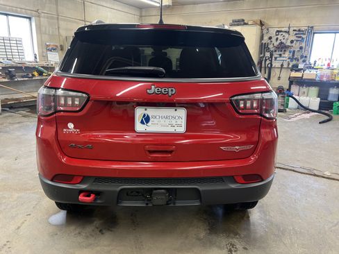 Used 2021 Jeep Compass Trailhawk w/ Convenience Group image 4