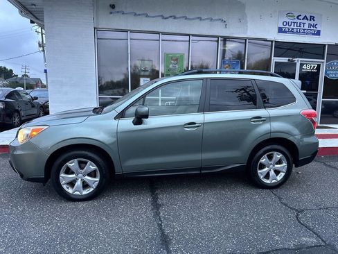 Used 2014 Subaru Forester 2.5i Limited image 2