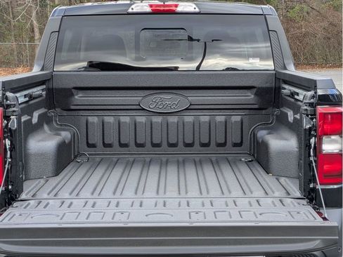 New 2026 Ford Maverick Lariat w/ Black Appearance Package image 7