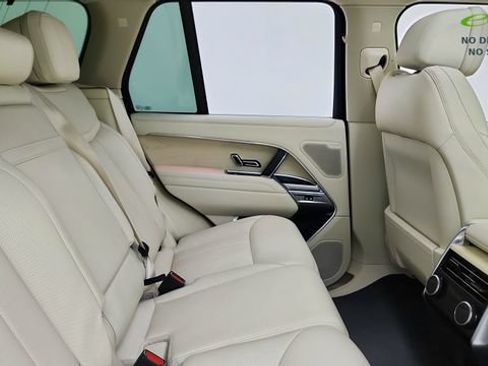 Used 2024 Land Rover Range Rover SE AWD/4WD image 23