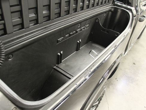 Used 2025 RAM 1500 Limited image 16