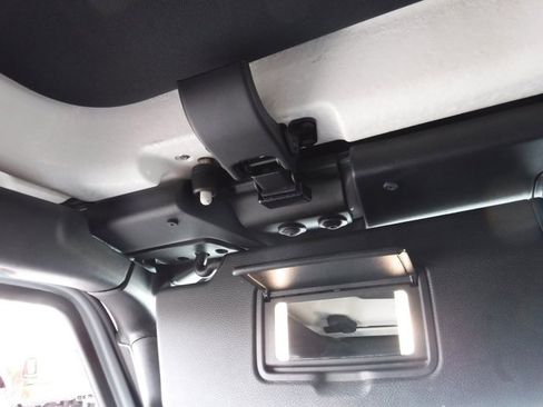 Certified 2022 Jeep Wrangler Unlimited Sport image 29