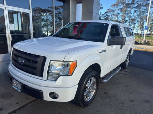 Used 2009 Ford F150 XLT image 2