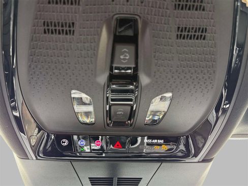 Used 2025 Cadillac Lyriq Luxury w/ LPO, Floor Liner Package image 28