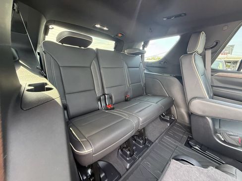 Used 2024 Chevrolet Tahoe Premier w/ Premium Package AWD/4WD image 22