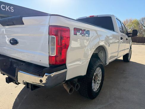 Used 2019 Ford F250 XLT w/ XLT Value Package image 14