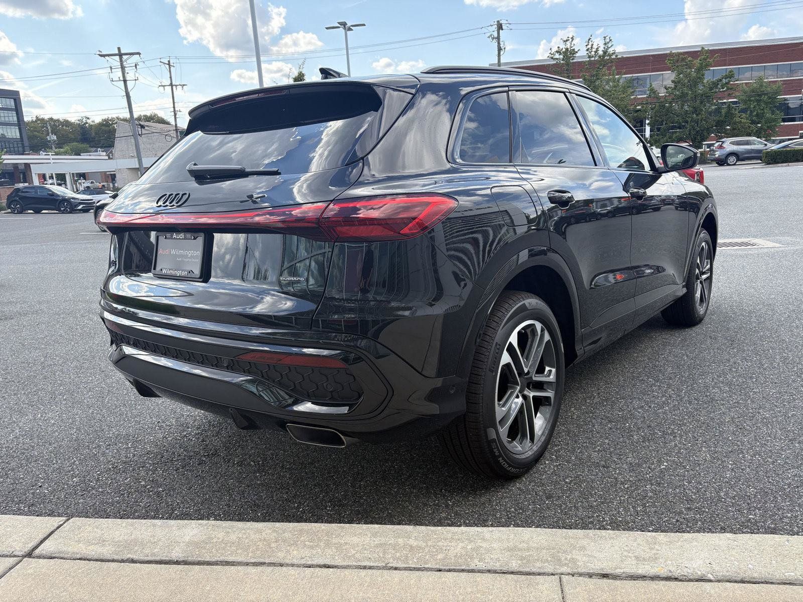 New 2026 Audi Q5 2.0T AWD/4WD image 5