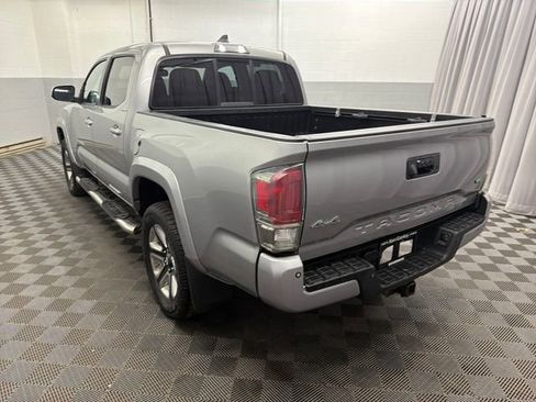 Used 2016 Toyota Tacoma Limited w/ Towing Package AWD/4WD image 8