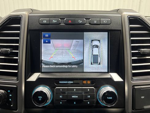 Used 2021 Ford F450 Platinum w/ FX4 Off-Road Package image 13