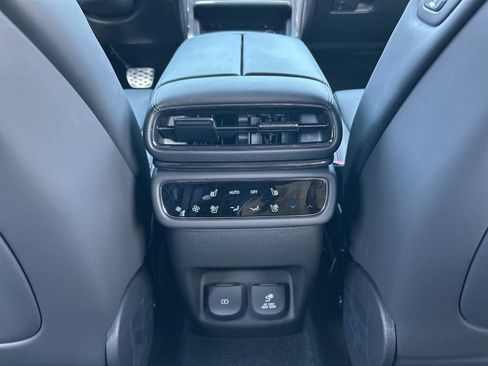 Used 2026 Genesis GV80 3.5T Prestige AWD/4WD image 22
