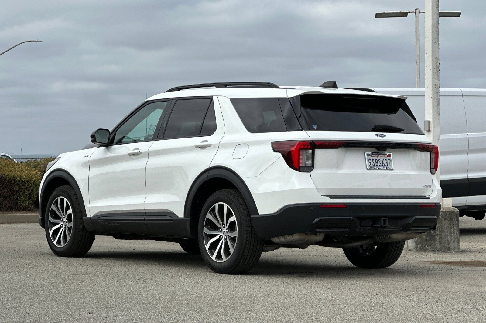New 2025 Ford Explorer ST-Line AWD/4WD image 6