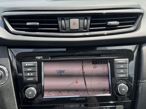 Used 2019 Nissan Rogue SL AWD/4WD image 26